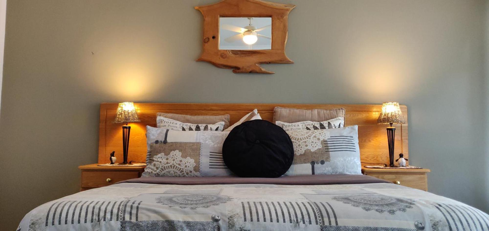 Penguinden - Load-Shedding Free Hotel Simonʼs Town Exterior foto