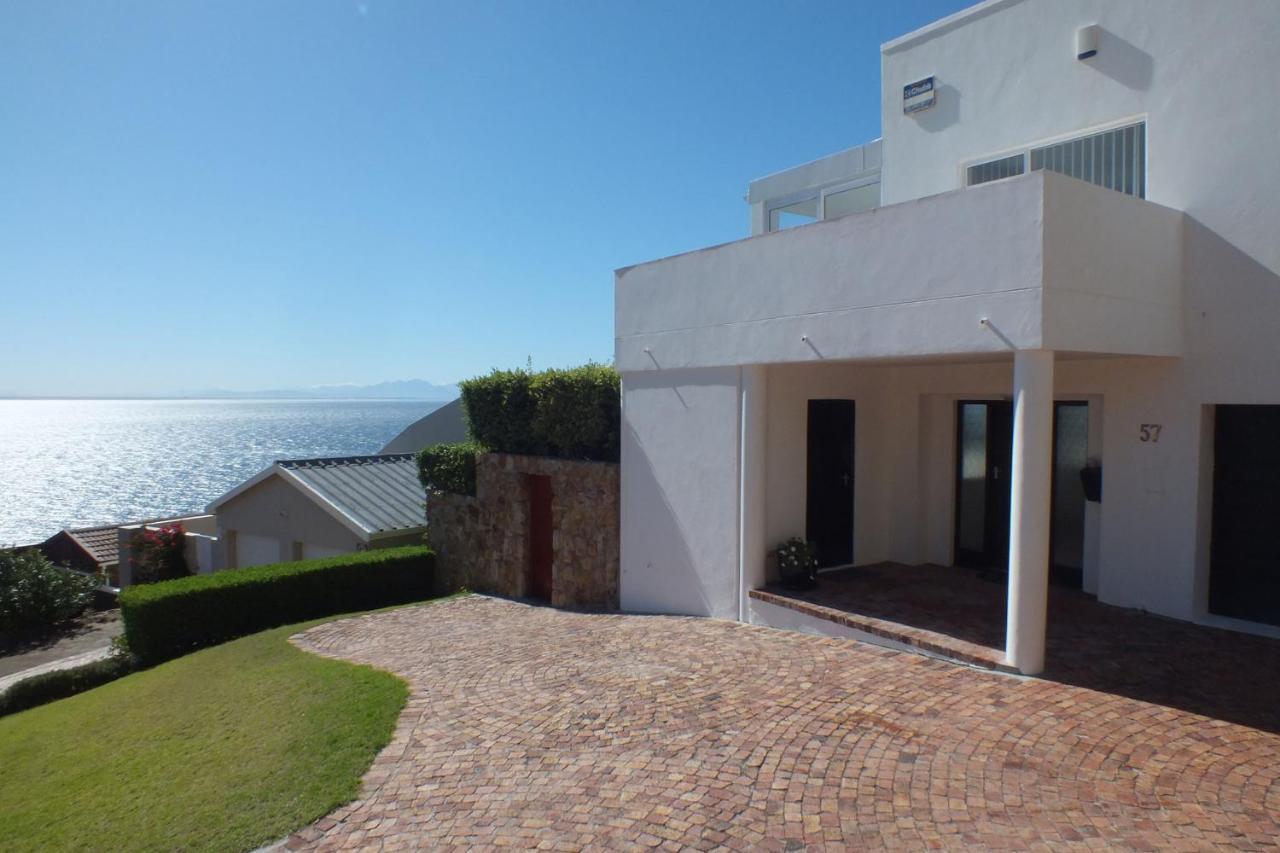 Penguinden - Load-Shedding Free Hotel Simonʼs Town Exterior foto